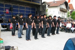 1. Mai 2011   Weiswurstfrühstück in Odelzhausen und Auftritt unserer Linedancetruppe