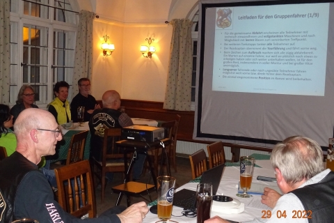 Chapter-stammische-22-25