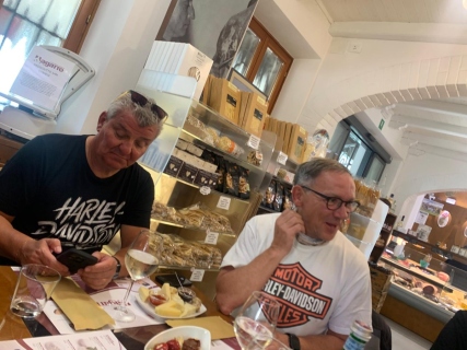 cfff24c3-2771-4cc6-aadf-d3f5b08882c2