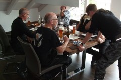 Gegenueber_04