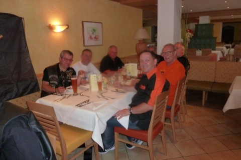 Gegenueber15-11