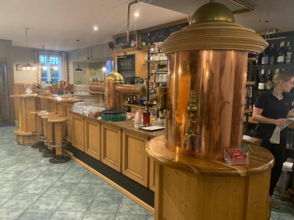 8c59aa00-8852-46fb-a61a-39b614a3035e