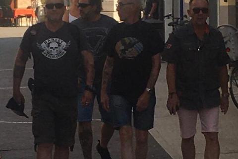 F594669E-D82B-495F-B152-83F92B91599E