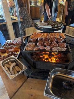 103f8d6f-8a0f-4a70-82cf-5957480511e9