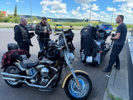 4835f632-f672-4d41-a8cf-3299b6e6719a